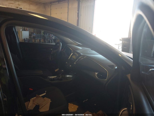 1G1ZE5ST6HF212819 Chevrolet MALIBU 1LT