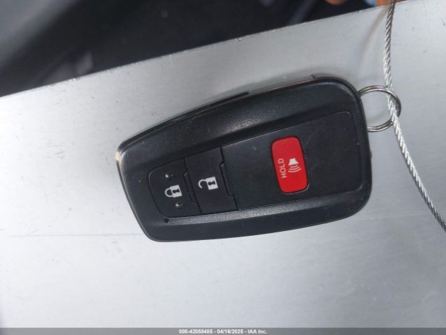 JTND4MBEXN3162046 Toyota COROLLA SE
