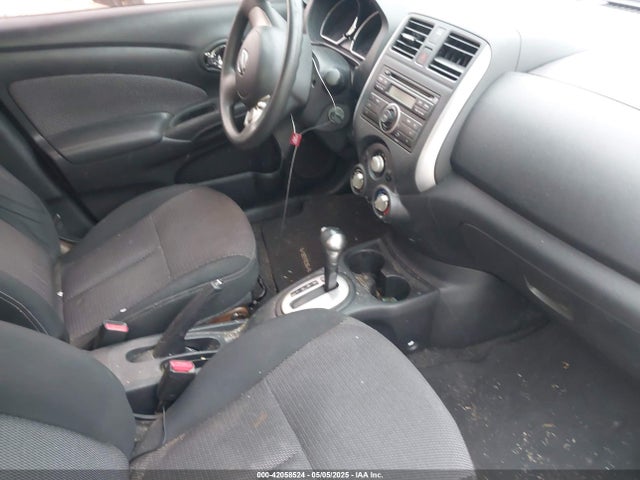 3N1CN7AP5EL853686 Nissan Versa 1.6 Sv