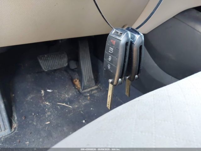 2020 KIA SORENTO 5XYPG4A37LG647844 Photo 10