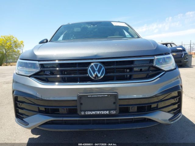 3VV8B7AX4NM154637 Volkswagen Tiguan 2.0t Se R-line Black