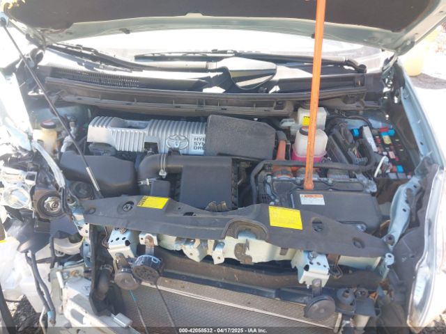 JTDKN3DU4E1842219 Toyota Prius Four