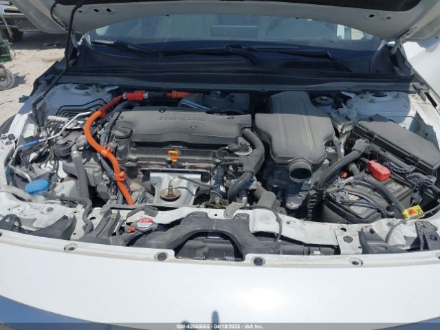 1HGCV3F9XNA007420 Honda Accord Hybrid Touring