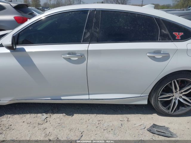 1HGCV3F9XNA007420 Honda Accord Hybrid Touring