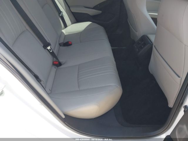 1HGCV3F9XNA007420 Honda Accord Hybrid Touring