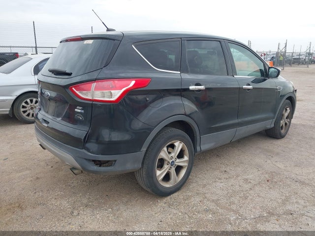 1FMCU9G90FUA54163 Ford ESCAPE SE