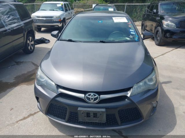 4T1BF1FK1HU325990 Toyota CAMRY SE