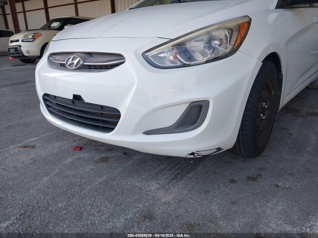 KMHCT5AE7HU306172 Hyundai ACCENT SE