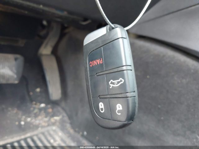 2C3CCAAG4FH814179 Chrysler 300 Limited