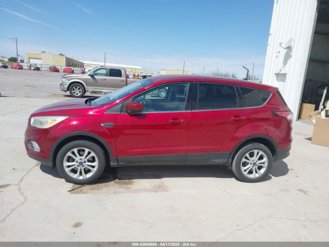 1FMCU0GD3HUB88894 Ford ESCAPE SE
