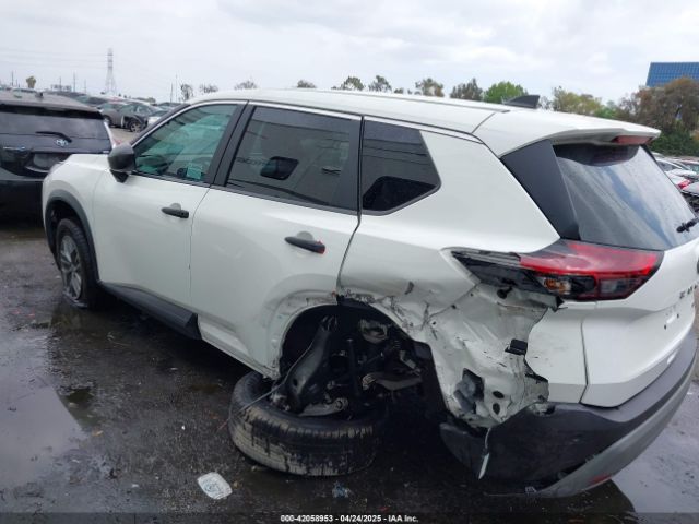 5N1BT3AB1PC854632 Nissan Rogue S Intelligent Awd