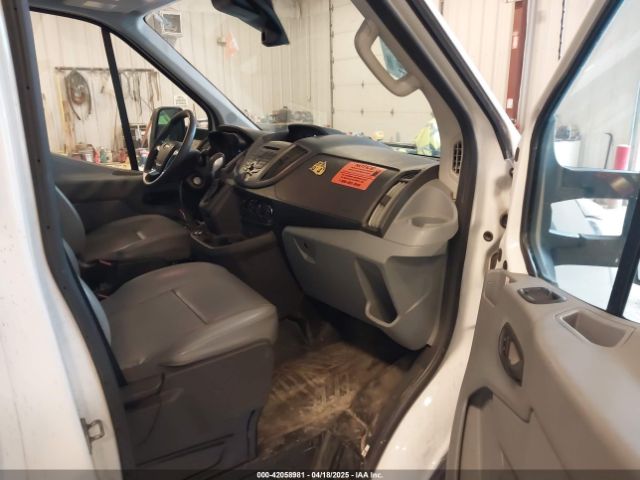 1FDBF8ZM2KKA84000 Ford Transit-350 Cab