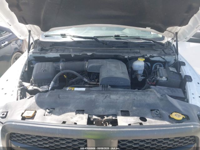 1C6RR7FG9PS527745 RAM 1500 Classic Tradesman  4x4 6'4 Box