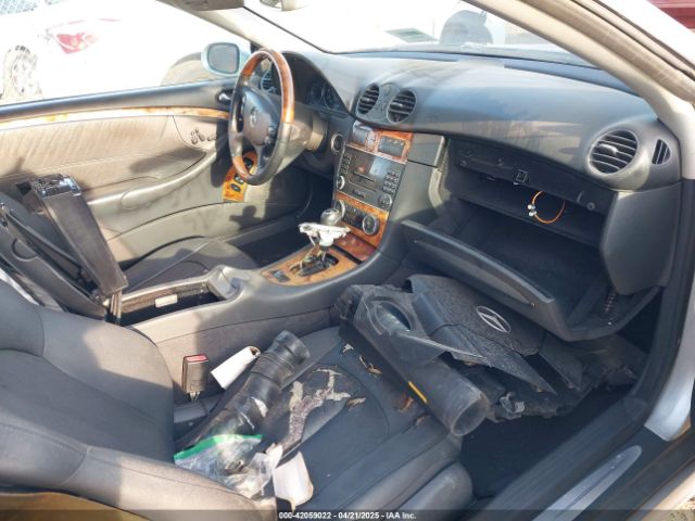 2005 MERCEDES-BENZ CLK 500 WDBTK75J05F129344 Photo 4