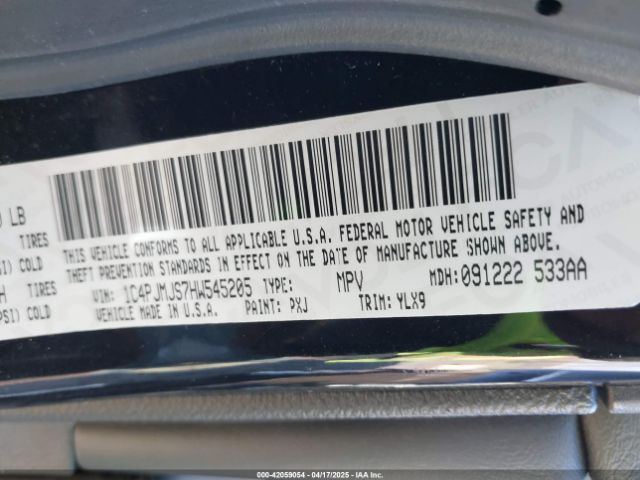 1C4PJMJS7HW545205 Jeep Cherokee Overland 4x4