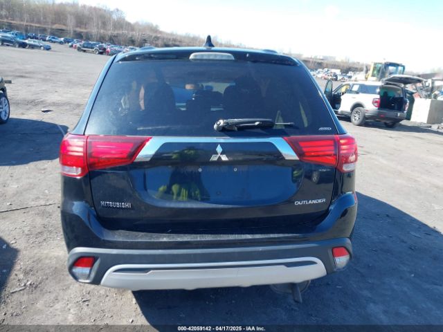 JA4AZ3A37KZ015656 Mitsubishi Outlander Es