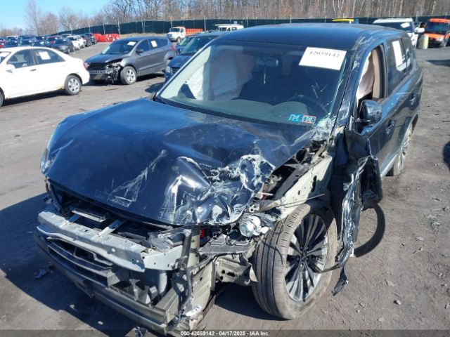 JA4AZ3A37KZ015656 Mitsubishi Outlander Es
