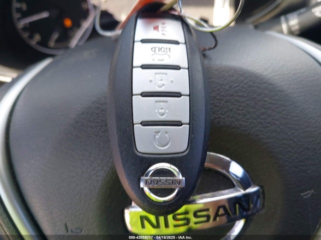 1N4AA6AP9JC405490 Nissan 2018