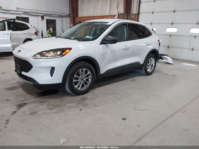 1FMCU9G65NUB12899 Ford ESCAPE SE