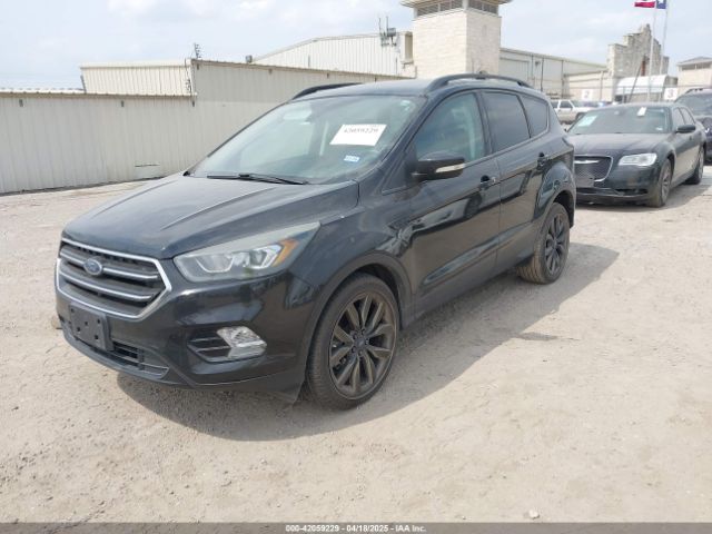 1FMCU0J91HUC13795 Ford Escape Titanium