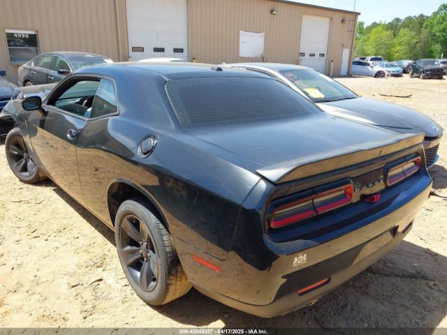 2C3CDZAG9JH123783 Dodge Challenger Sxt
