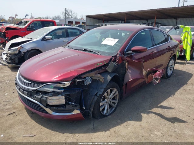 Chrysler 200 Limited 2015 1C3CCCABXFN747787 Image 2