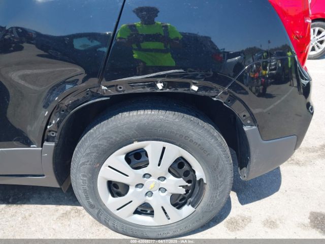 3GNCJKSB1JL419524 Chevrolet TRAX LS