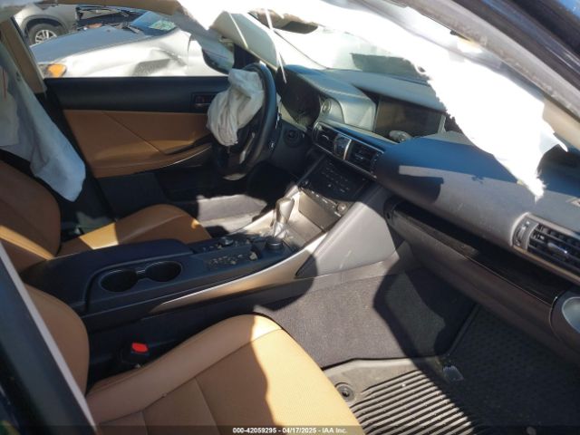 JTHC81D2XJ5031427 Lexus IS 300