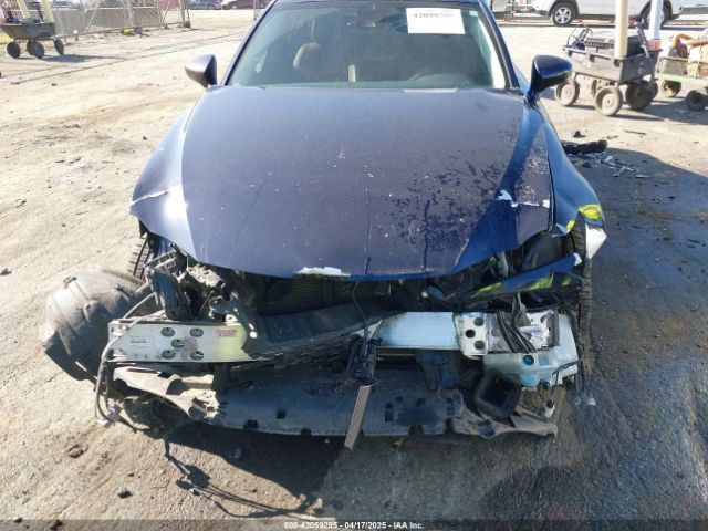 JTHC81D2XJ5031427 Lexus IS 300