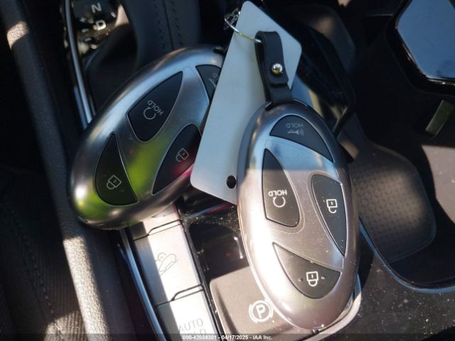 5NMJA3DE2SH521863 Hyundai TUCSON SE
