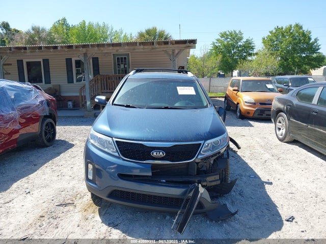 5XYKT3A65EG474225 KIA SORENTO LX