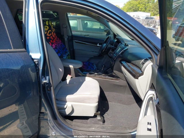 5XYKT3A65EG474225 KIA SORENTO LX