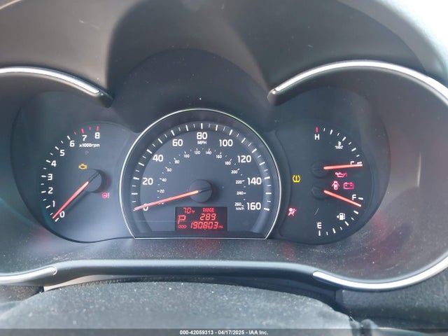 5XYKT3A65EG474225 KIA SORENTO LX