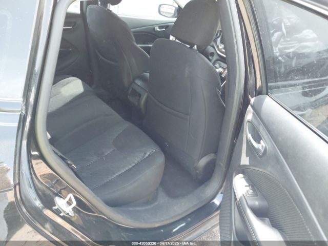 1C3CDFAA3GD682360 Dodge DART SE