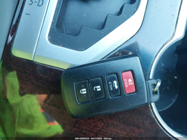 4T1BF1FK5EU802688 Toyota CAMRY XLE
