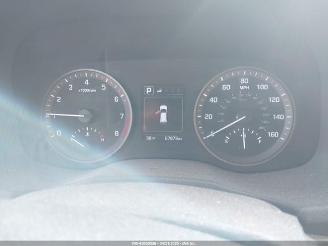 KM8J2CA44JU644303 Hyundai TUCSON SE