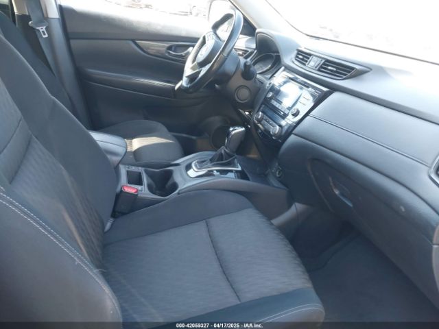 KNMAT2MV4HP543271 Nissan ROGUE SV