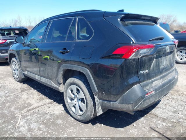 2T3F1RFVXMC198006 Toyota RAV4 LE