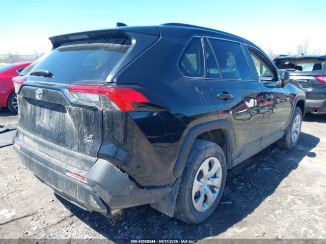 2T3F1RFVXMC198006 Toyota RAV4 LE