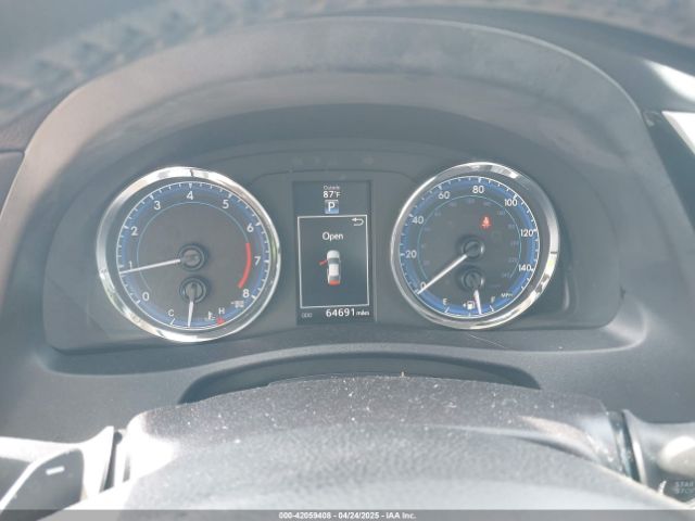 2T1BURHE3KC160691 Toyota Corolla Xse