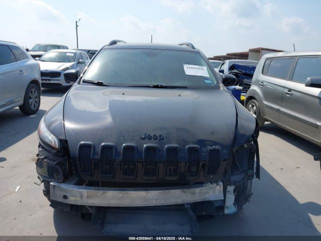 1C4PJLCB8JD620597 Jeep Cherokee Latitude Fwd
