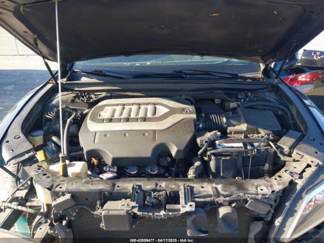 JH4KC1F95EC003282 Acura RLX