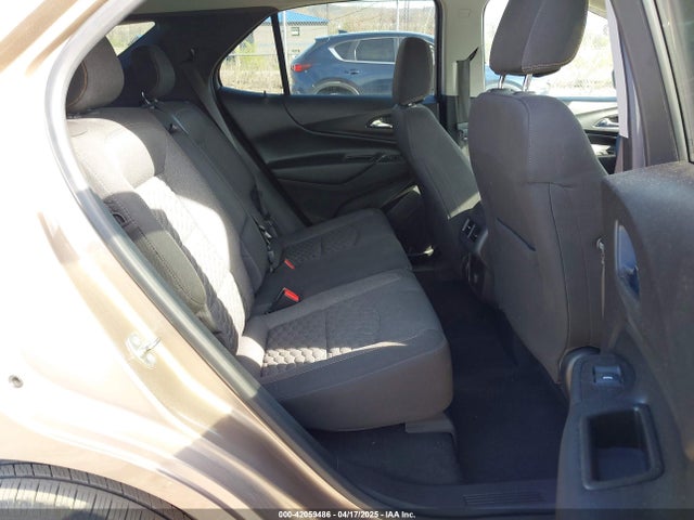 3GNAXJEV6JL255810 Chevrolet EQUINOX LT