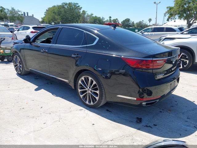 KNALC4J15H5059611 KIA Cadenza Technology