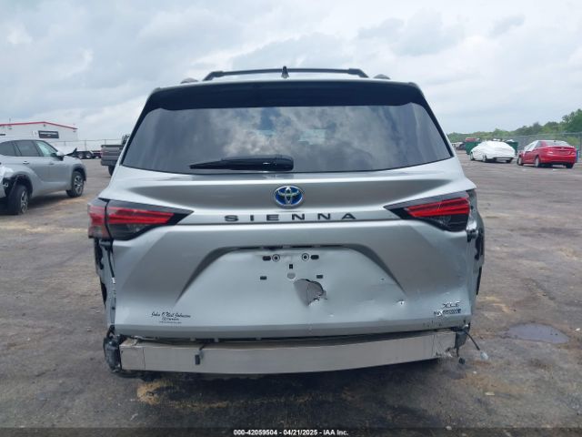 5TDYRKEC4MS043539 Toyota SIENNA XLE