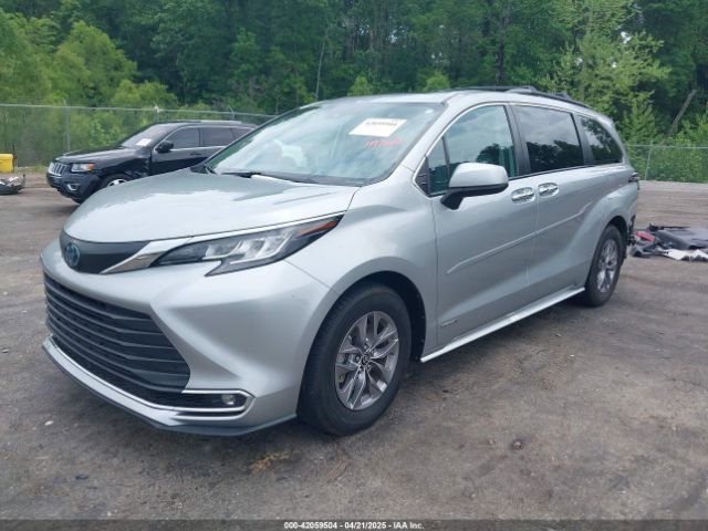 5TDYRKEC4MS043539 Toyota SIENNA XLE