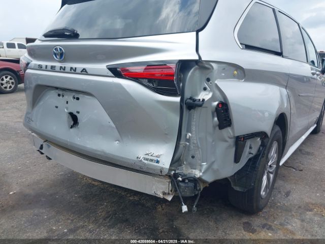 5TDYRKEC4MS043539 Toyota SIENNA XLE