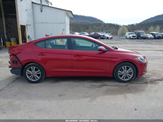 KMHD84LF9HU228306 Hyundai ELANTRA SE