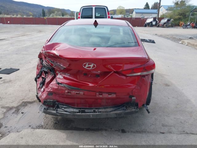 KMHD84LF9HU228306 Hyundai ELANTRA SE