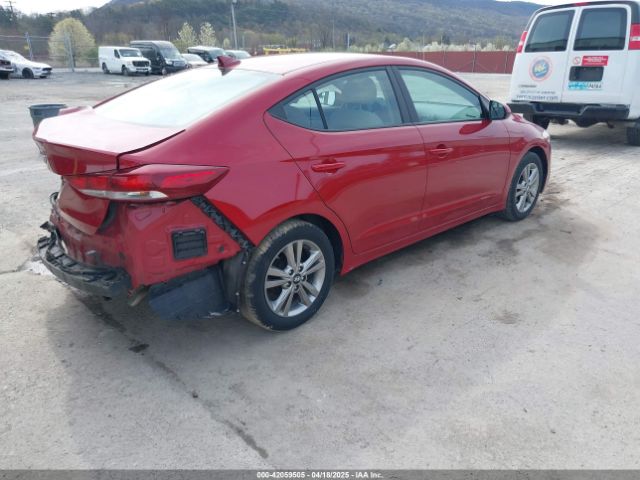 KMHD84LF9HU228306 Hyundai ELANTRA SE